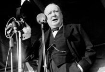 विन्सटन चर्चिल की जीवनी – Winston Churchill Biography in Hindi विन्सटन चर्चिल की जीवनी – Winston Churchill Biography in Hindi